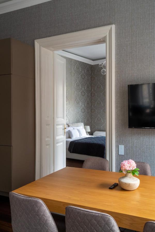 Luxury Apartment With Balcony Next To The New York Cafe Budapeste Exterior foto